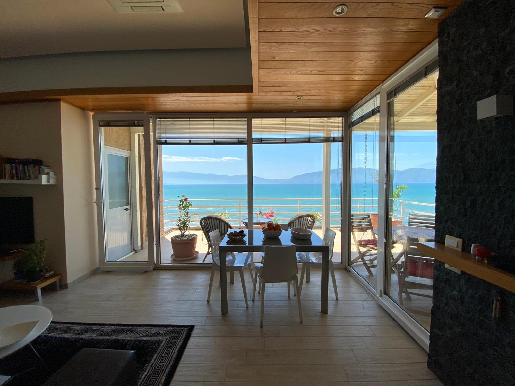 Eka Luxury Two-Bedroom Seaview Apartment Vlorë Buitenkant foto